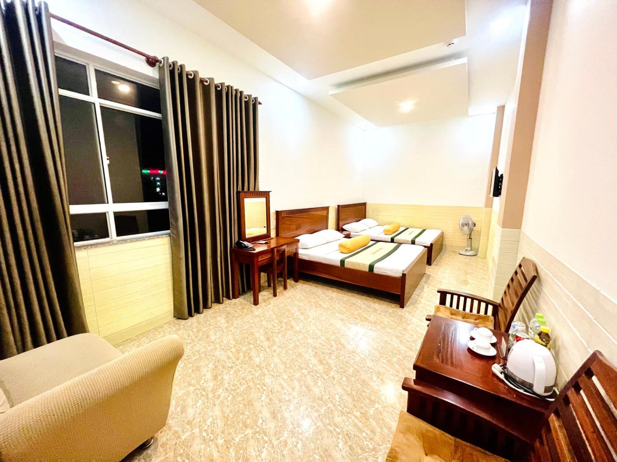Xuan Huynh 3 Hotel Soc Trang Екстер'єр фото