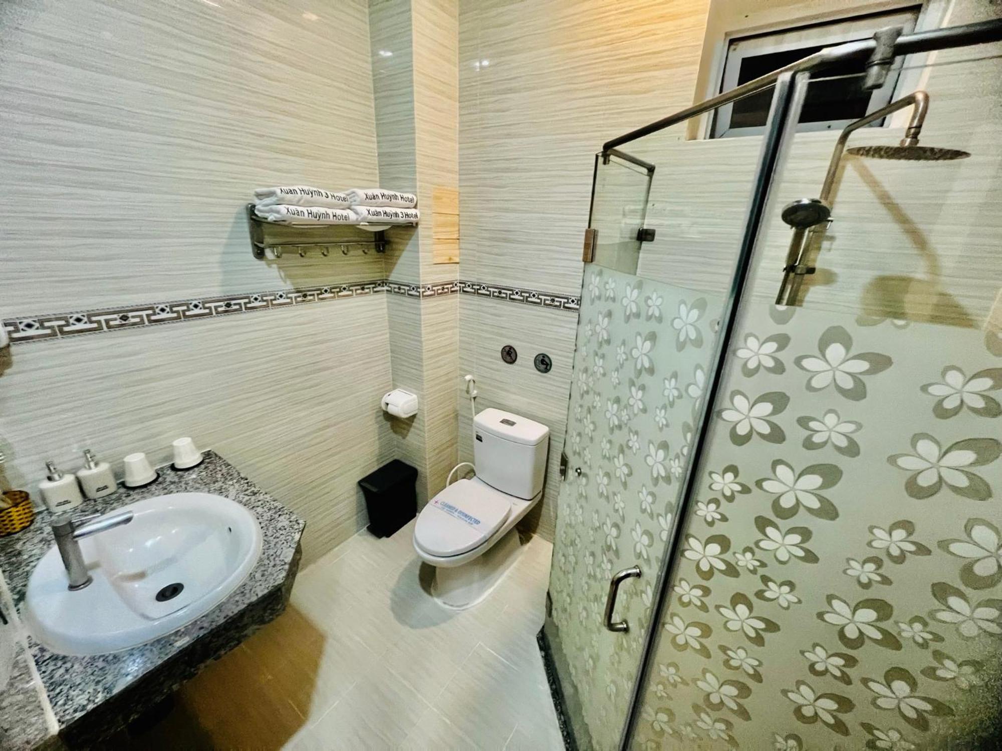 Xuan Huynh 3 Hotel Soc Trang Екстер'єр фото
